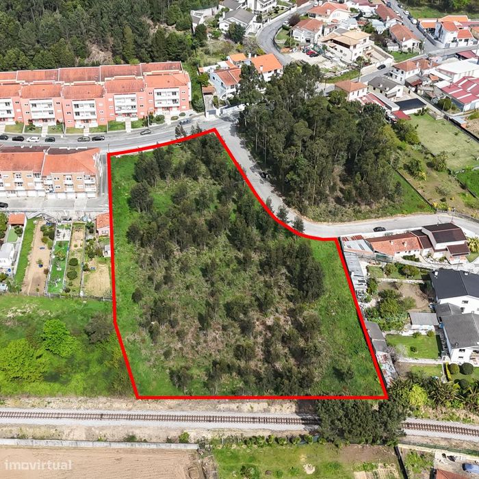 Lote c/6000m2 | Construção em Altura | Oportunidade — Fornos, Aveiro