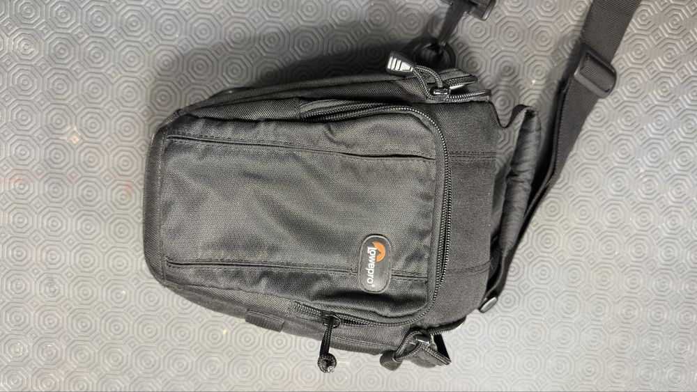 Lowepro Toploader zoom 50 aw