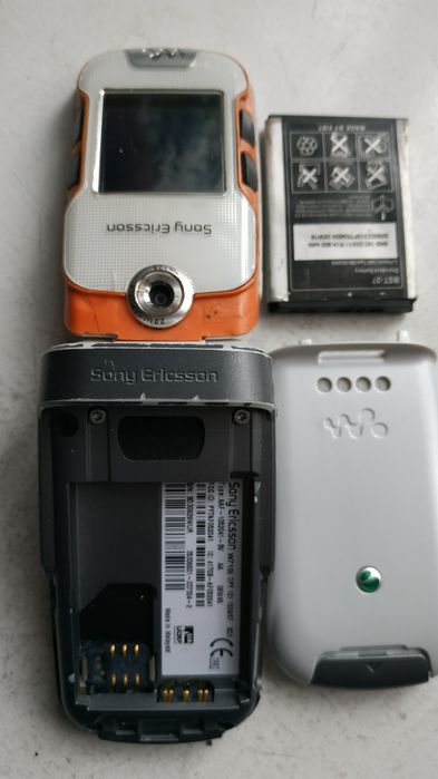 Sony Ericsson телефон рабочий