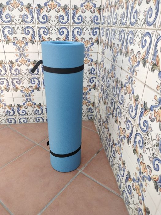 Este colchão pode ser utilizado em campismo;  em ginásio; etc.