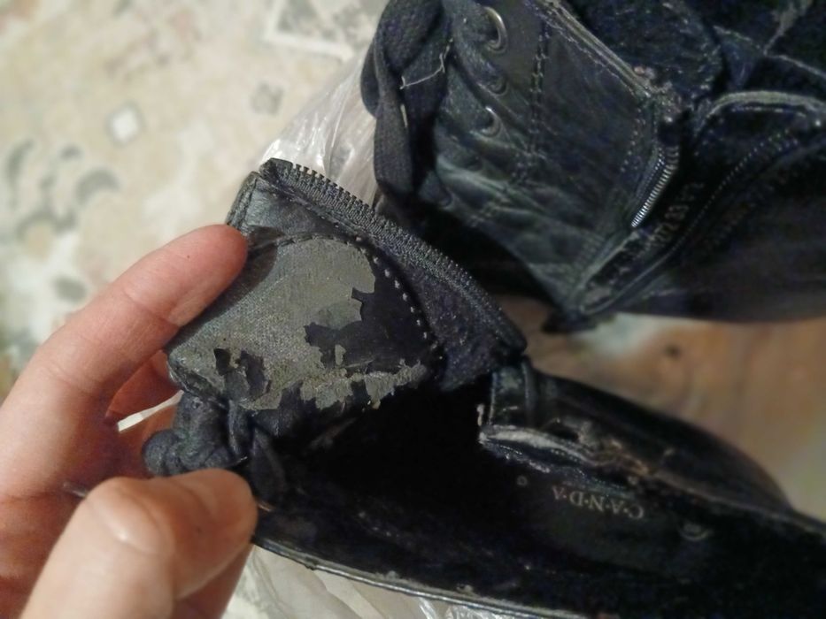 Віддам жіноче осіннє взуття C&A