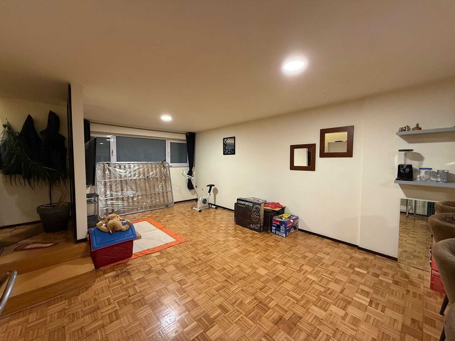 Apartamento T2 Remodelado em Creixomil-Guimarães