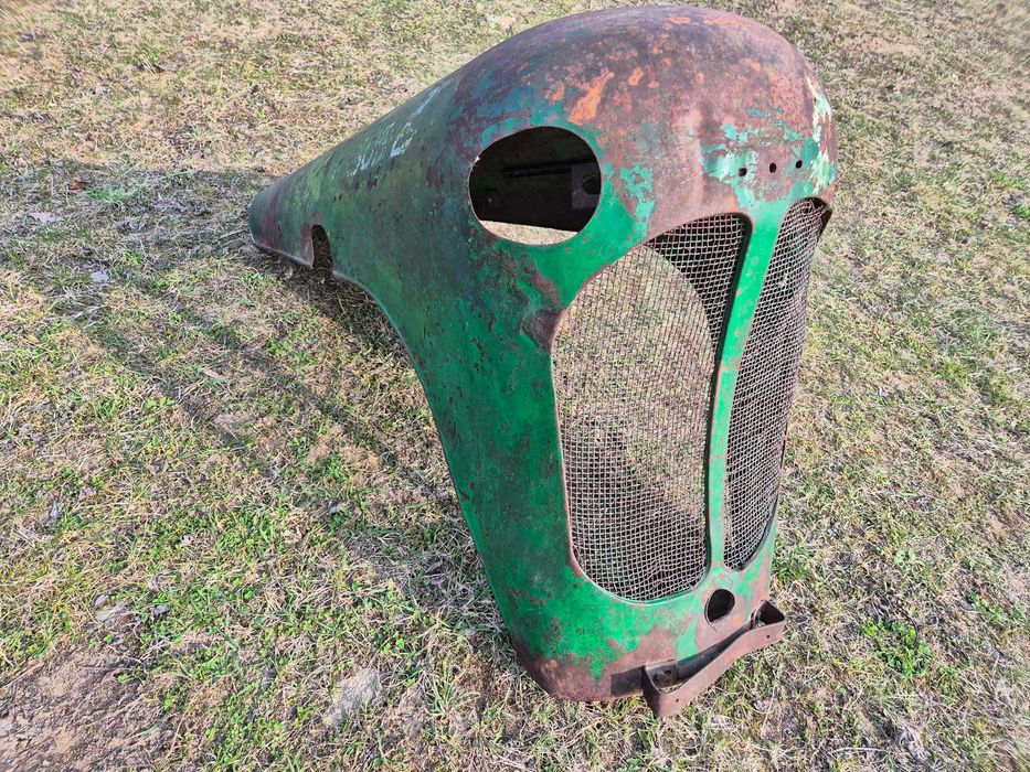 Sprzedam oryginalną maskę do URSUS C-328 (C-325)