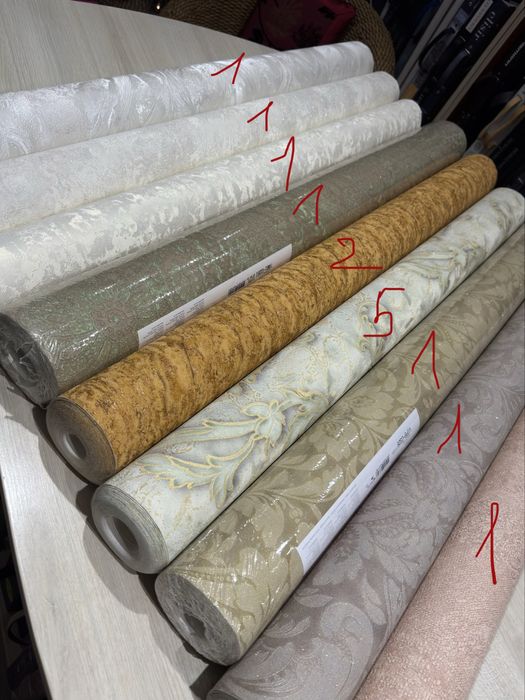 Розпродаж високоякісних метрових шпалер