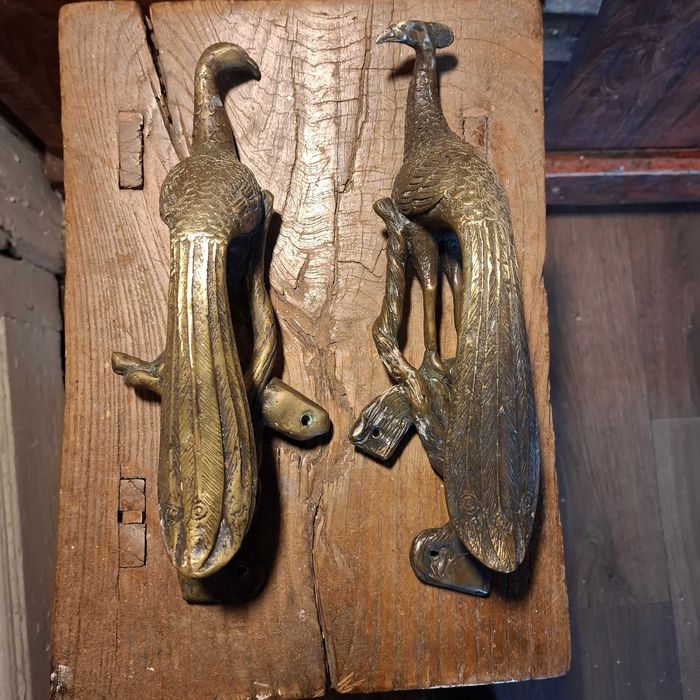 бронза . дверні ручки Франція