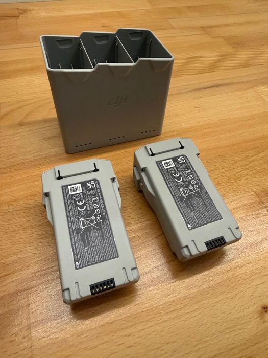 2 Baterias + HUB - DJI Mini 4 Pro