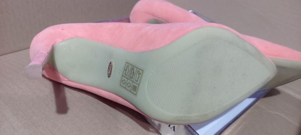 Buty damskie szpilki brzoskwiniowe ok, r. 38