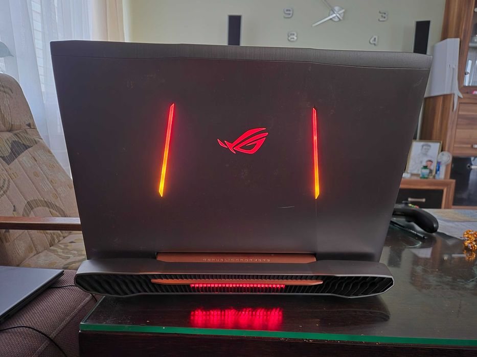 Lapttop  Asus Gamers