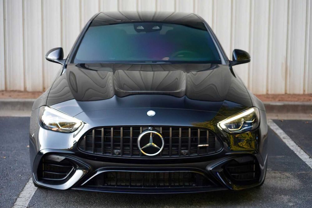Mercedes-Benz C-Class AMG C 63 S E Performance      2024