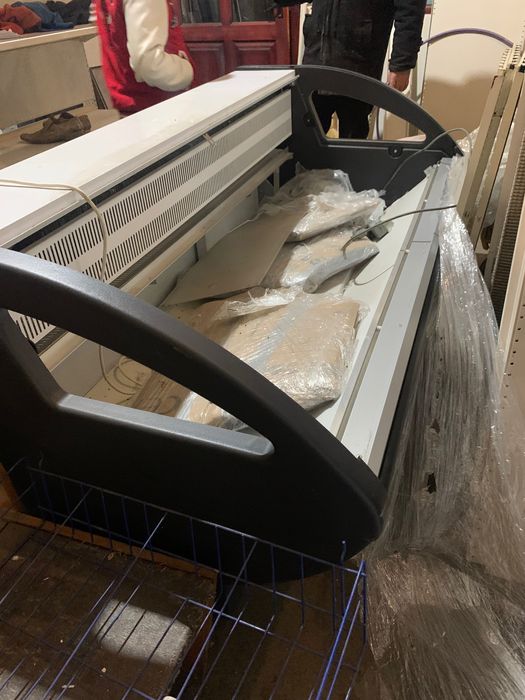 Вітрина холодильна