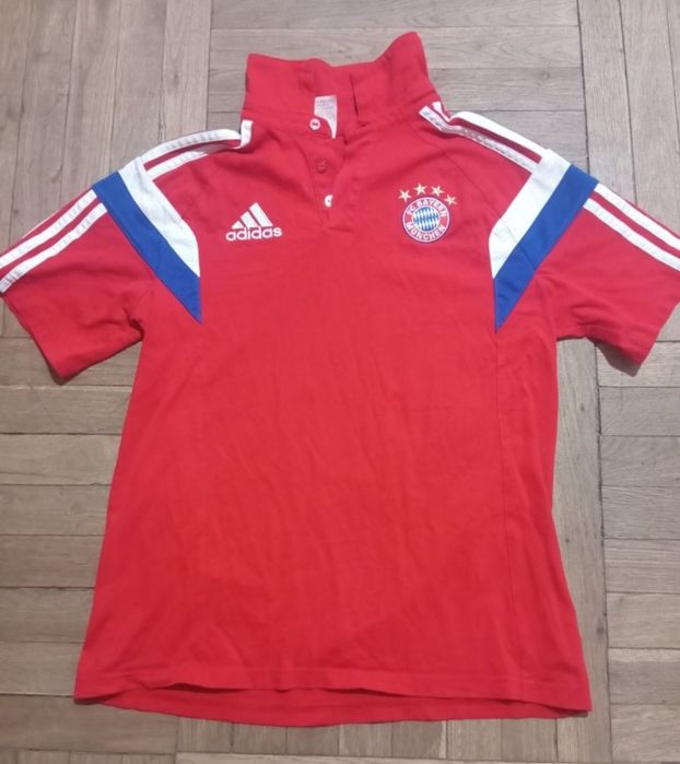 Футболка bayern adidas з червоним кольором