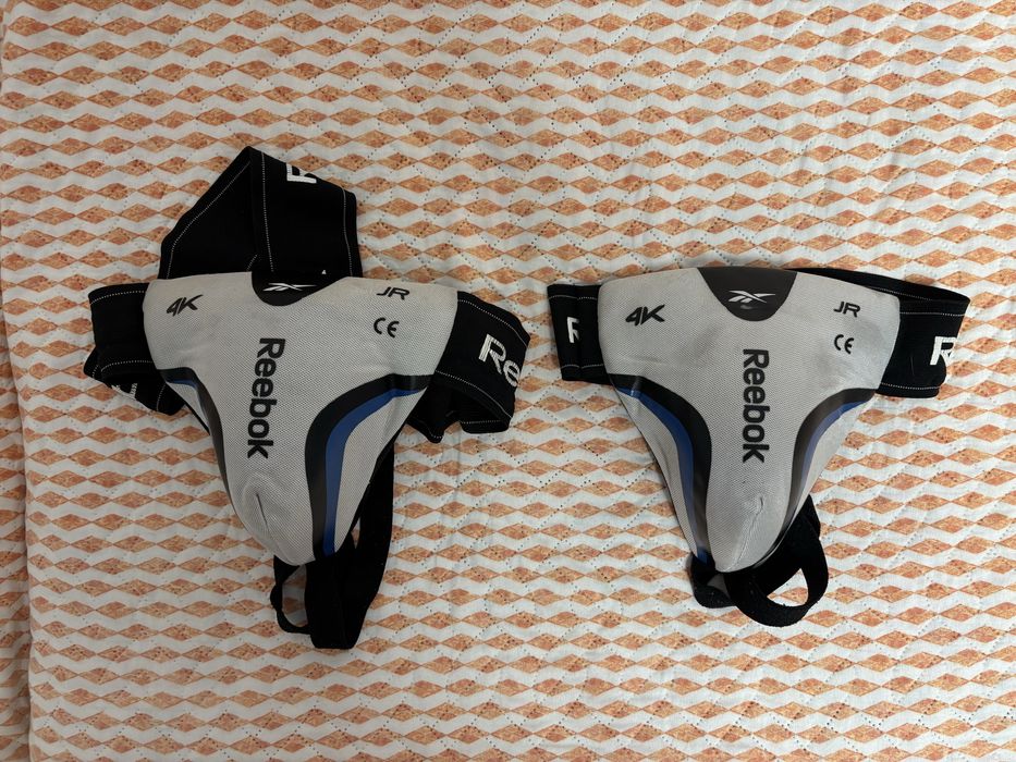 Захист паху Reebok Jr