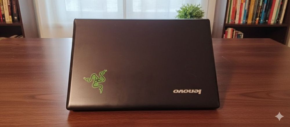 Продам ноутбук lenovo