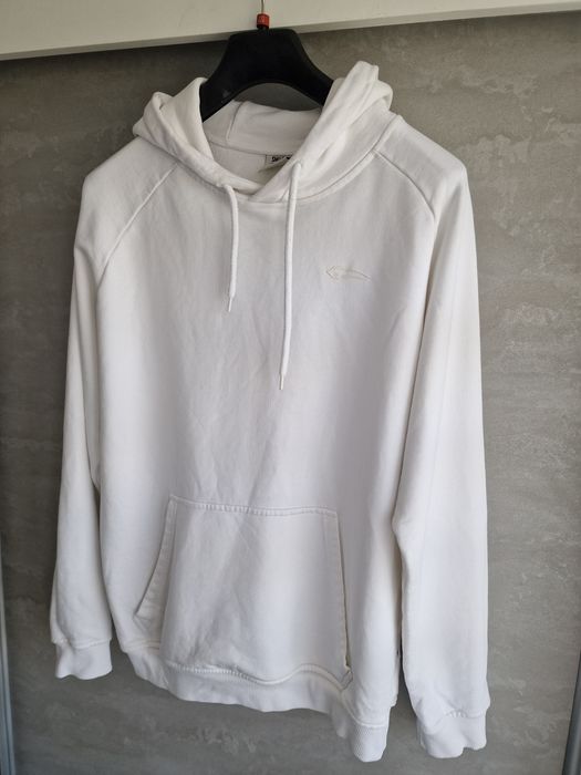 Ładna bluza Smilodox z kapturem
Dl calkowita 72cm cm 
Szerokość pachy