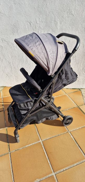 Carrinho passeio compacto 18kg