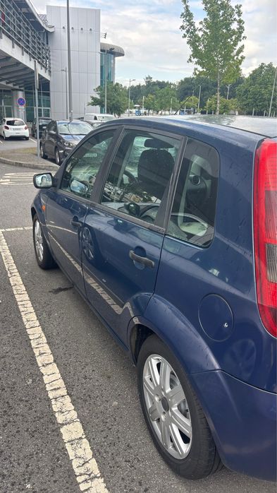 Ford fiesta 1.4 carro gasoleo