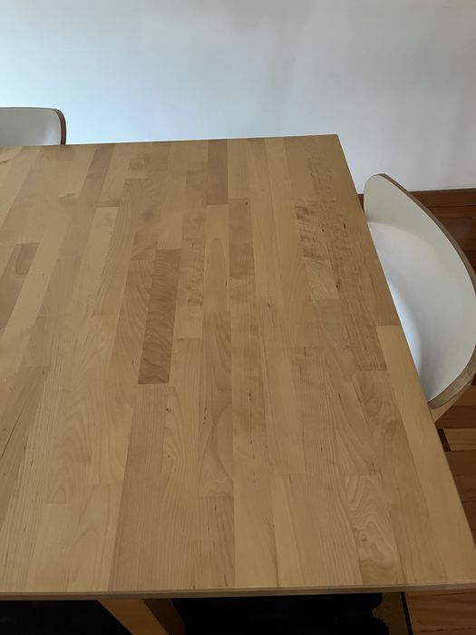 Mesa e 6 cadeiras Ikea