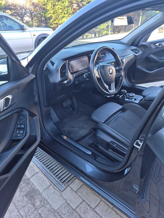 BMW 116D auto Sport Line | 2020 | 100.000 km | Histórico de Manutenção