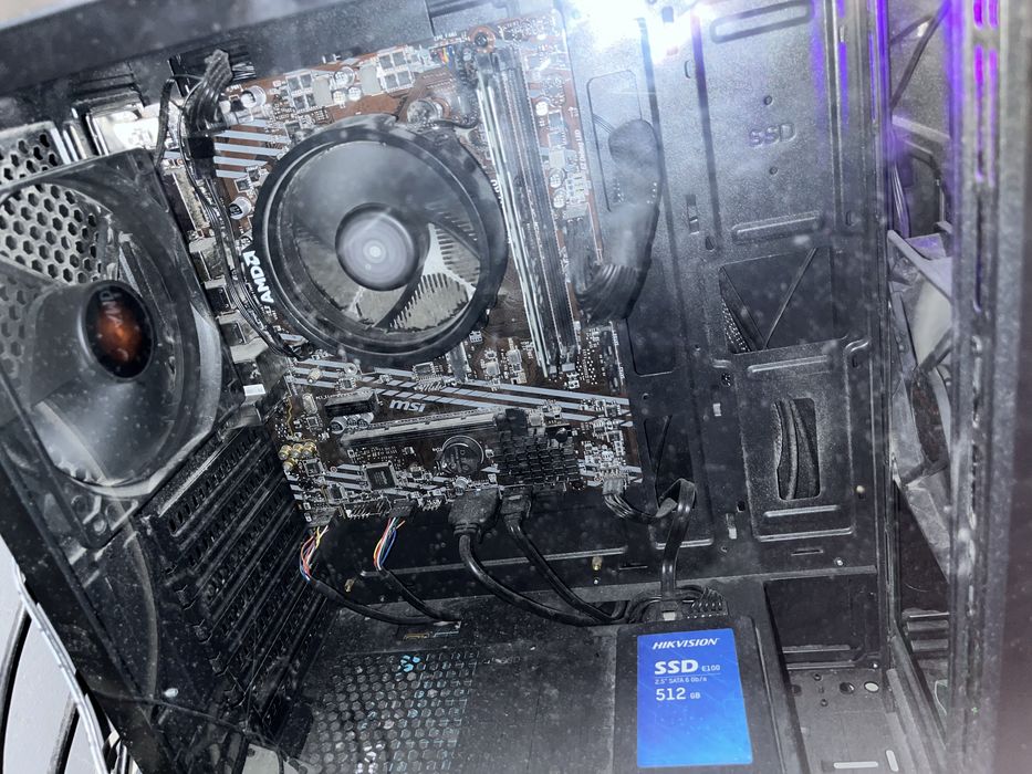 Komputer stacjonarny