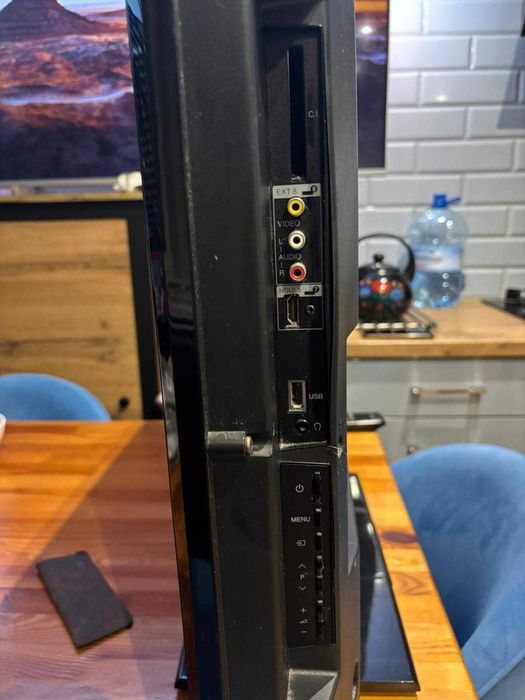 Telewizor  SHARP
