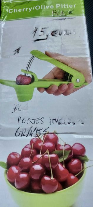 TIRA caroços de azeitonas. Cerejas. fotos ELUCIDATIVAS. Portes GRÁTIS