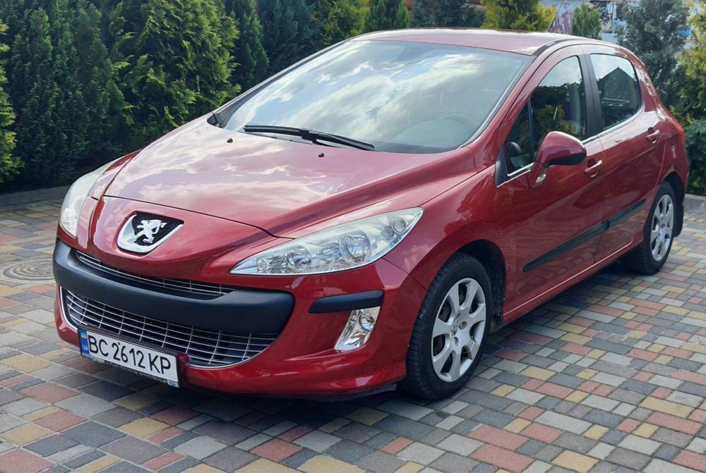 Автомобіль peugeot 308
