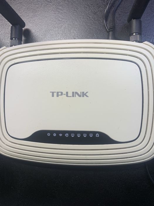 WI-FI Роутер ЦК 841 маршрутизатор