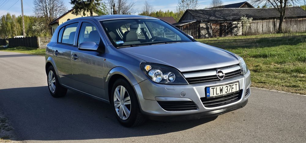 Ładna Astra h 1.6benz*zarejestrowana*bez korozji*klima