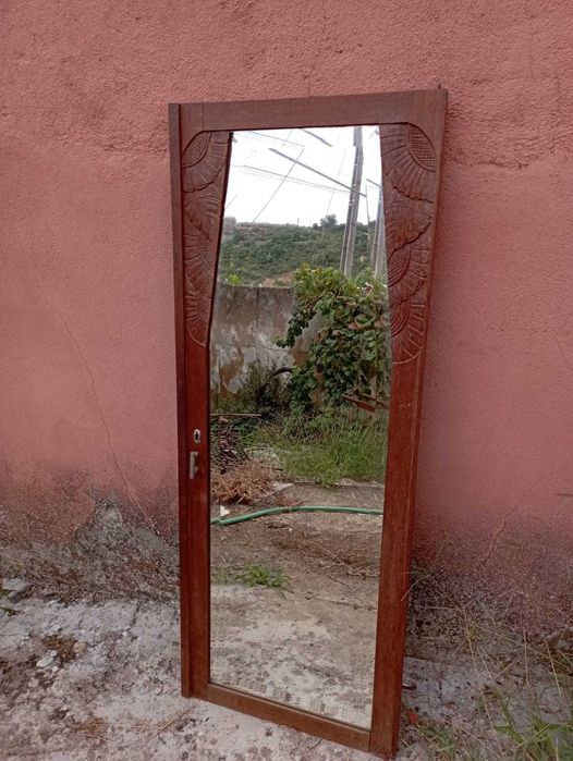 Espelhos antigos, muito bonitos e em bom estado