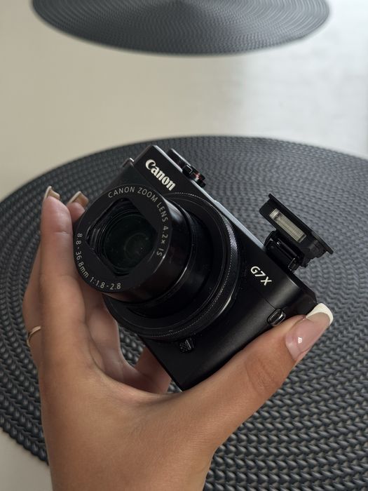 Canon Powershot G7 X Mark фотоапарати купити на OLX.ua