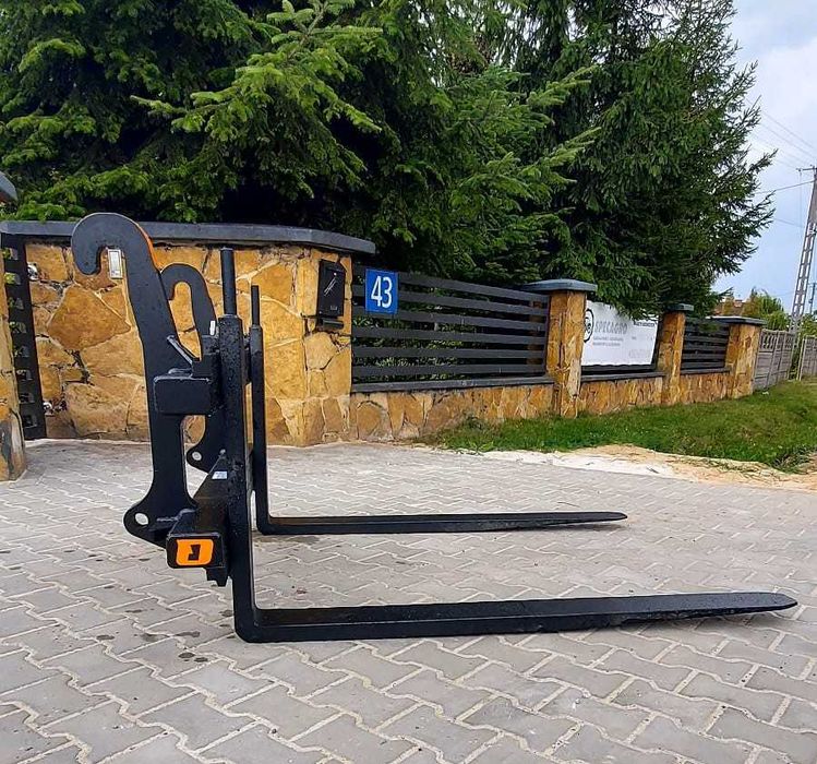 paleciak widły do palet QUICKE Widły JCB QFIT Promocja 3500kg Udźwig