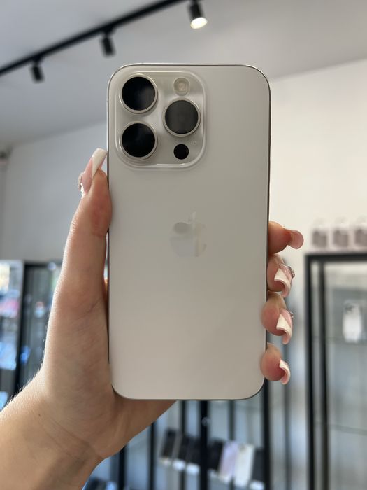 Telefon iPhone 15 PRO 256GB Biały Apple Gwarancja iTrade