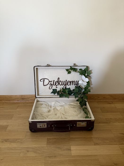 Walizka na koperty walizka ślubna vintage boho dziękujemy