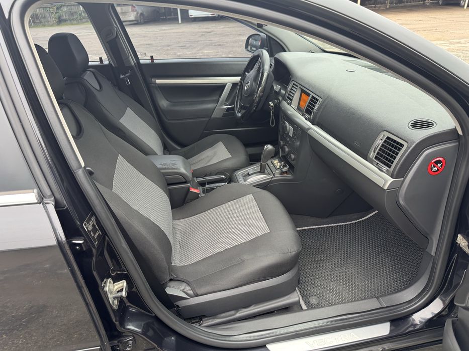 Продам Опель Вектра 2,2 газ АВТОМАТ