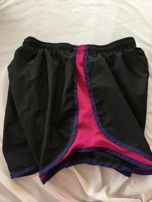 Nike s, 34-36, spodenki sportowe , szorty z figami