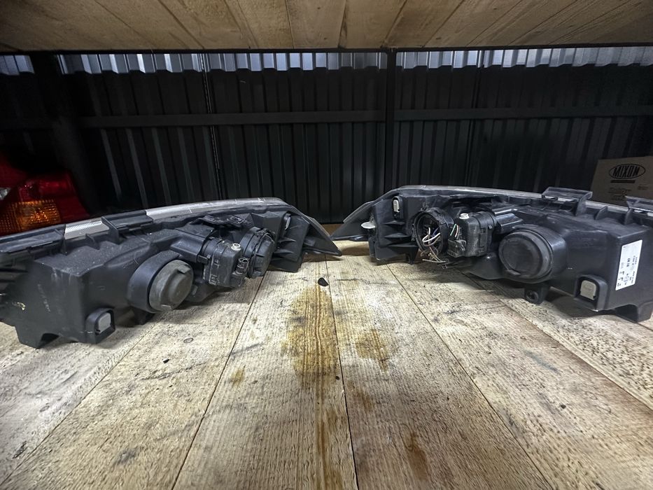 Фари передні оптика renault megan 2 рено меган 2