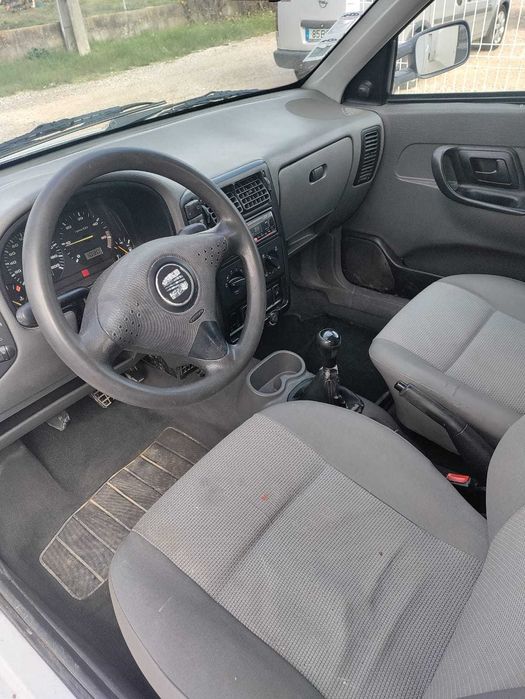 Seat Inca (2 lugares)