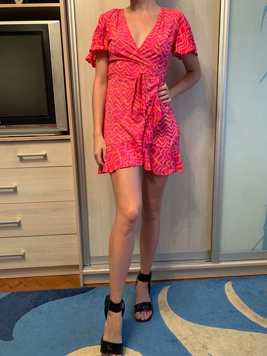 Яскрава Літня сукня