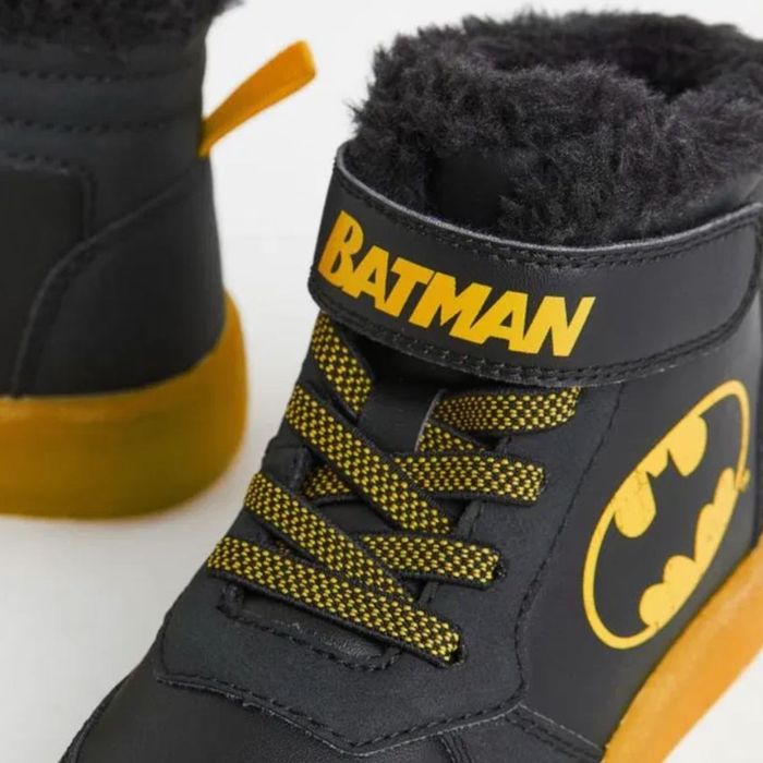 BATMAN Ocieplane buty sportowe świecące, świecąca podeszwa led 24 NOWE