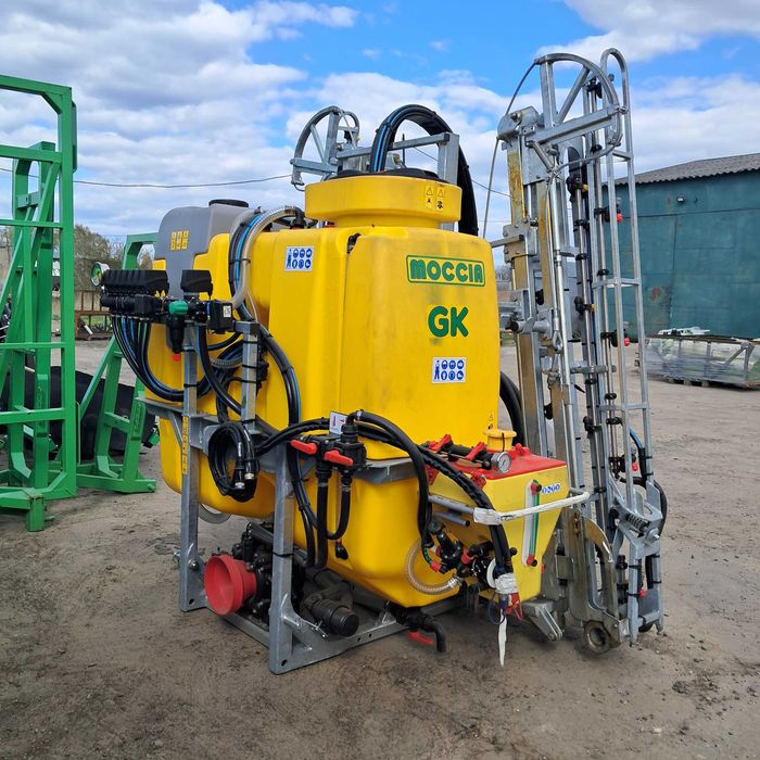 Обприскувач італійський Moccia 1000л 16м + Arag 400S, опрыскиватель