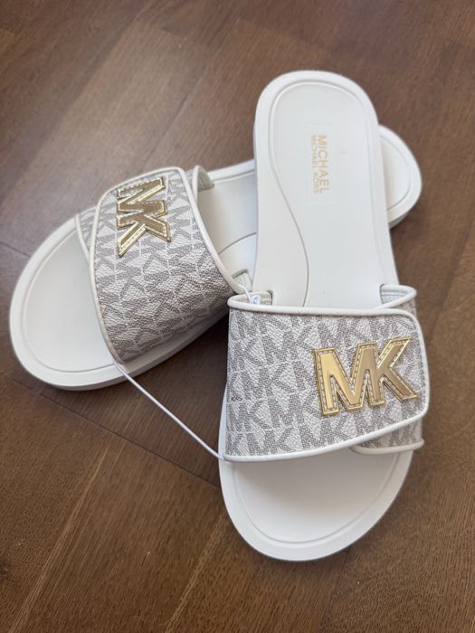 38 klapki  waniliowe Michael Kors