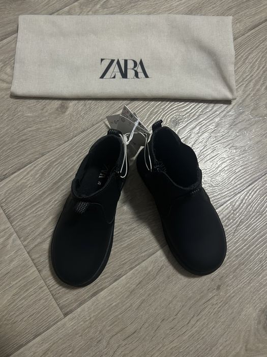 Нові демісезонні чобітки Zara 26 розмір