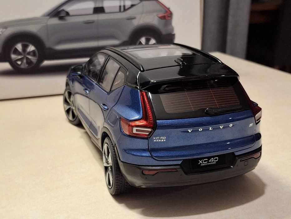 Volvo XC40 1:18 [nowy]