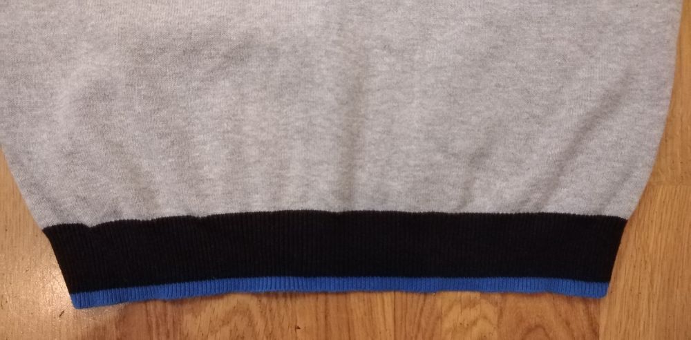 Sweter Rebel rozm. 140 bawelna