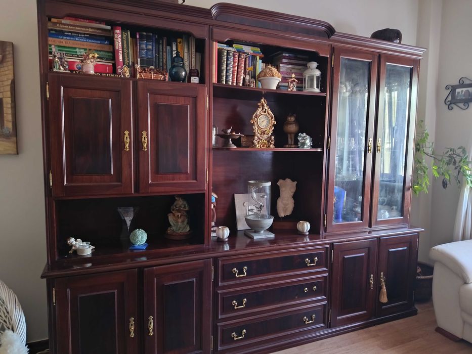 Móvel de sala com muita arrumação