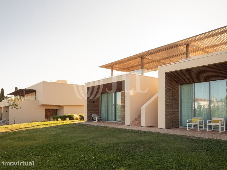 Apartamento T2 com terraço no White Shell, Algarve