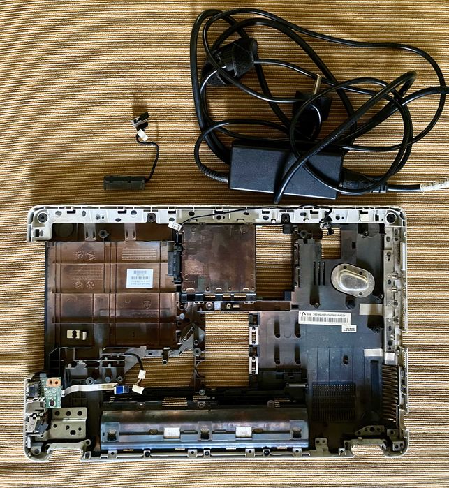 Ноутбук HP G62-b53SR (XF447EA) (разборка)