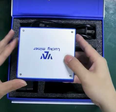 Lucky Miner LV07 – ASIC-майнер для видобутку Bitcoin