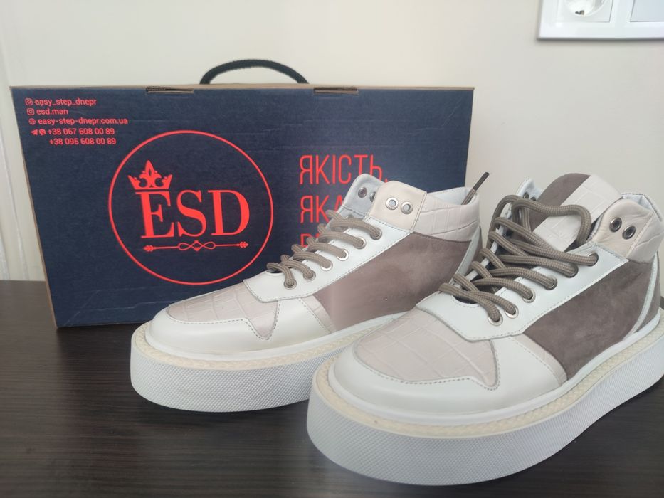 Продам неймовірно стильні високі кеди, ботінки, кросовки