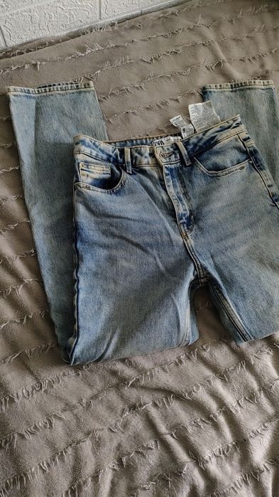 Jeansy Zara S jasnoniebieskie